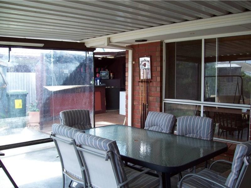 14 Janine Drive, Burton SA 5110