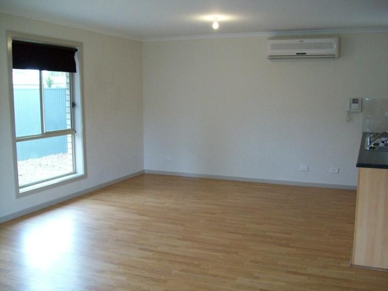 21 Hamra Drive, Smithfield SA 5114