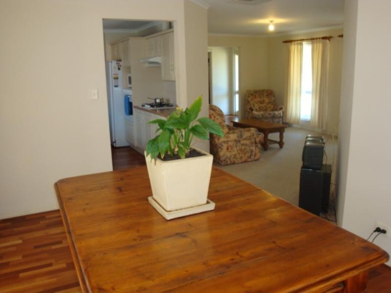 23 Coach House Drive, Gulfview Heights SA 5096