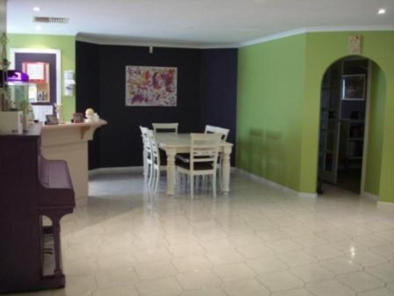 6 Hobart Court, Salisbury Heights SA 5109