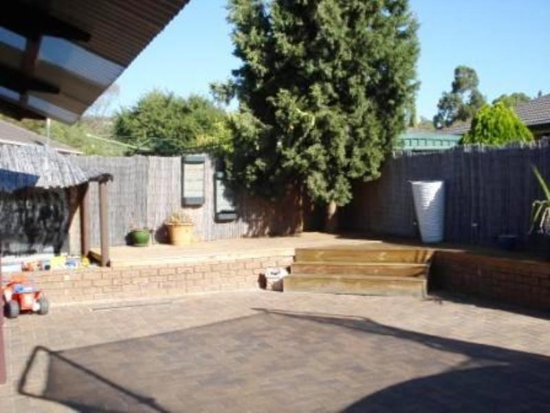 6 Hobart Court, Salisbury Heights SA 5109