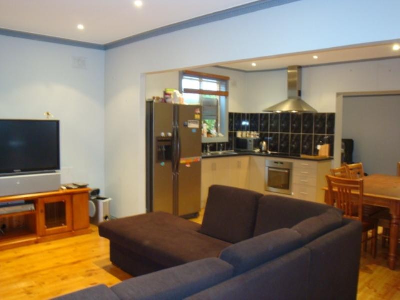 12 Clapton Street, Elizabeth Vale SA 5112