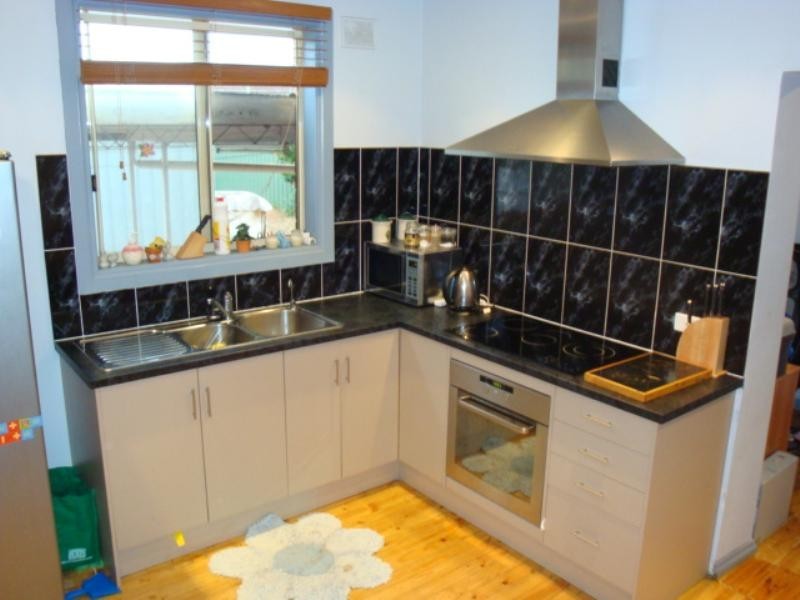 12 Clapton Street, Elizabeth Vale SA 5112