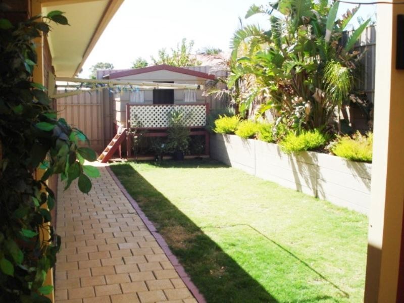 35 Gleeson Grove, Evanston Park SA 5116