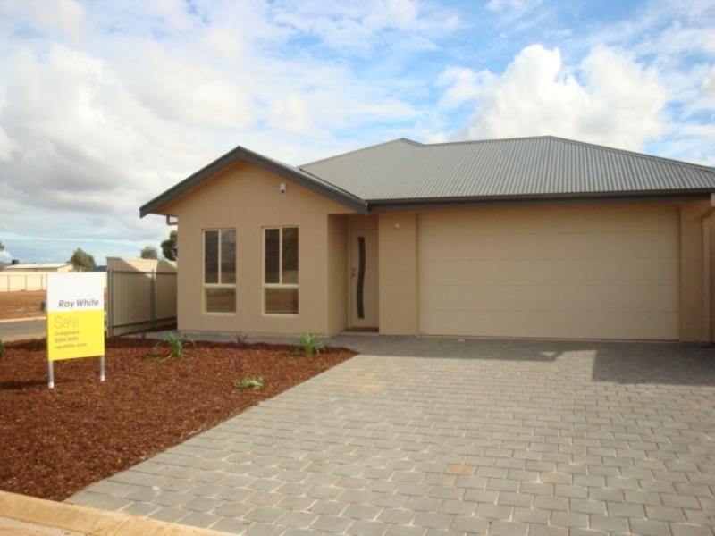 24 Tasos Drive, Munno Para West SA 5115
