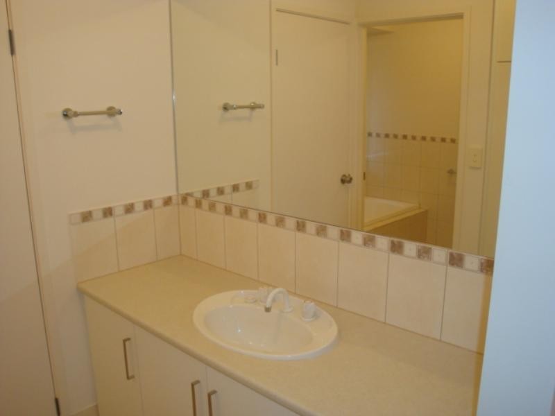 150 President Avenue, Andrews Farm SA 5114