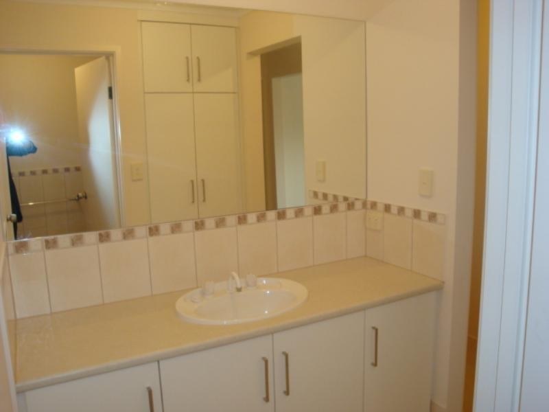 150 President Avenue, Andrews Farm SA 5114