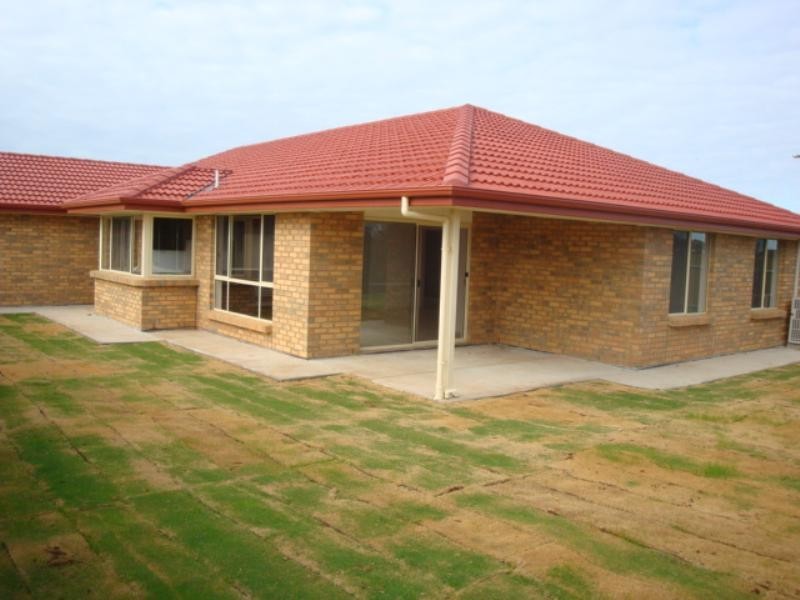 150 President Avenue, Andrews Farm SA 5114