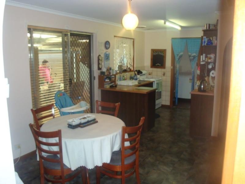 22 Commodore Parade, Andrews Farm SA 5114