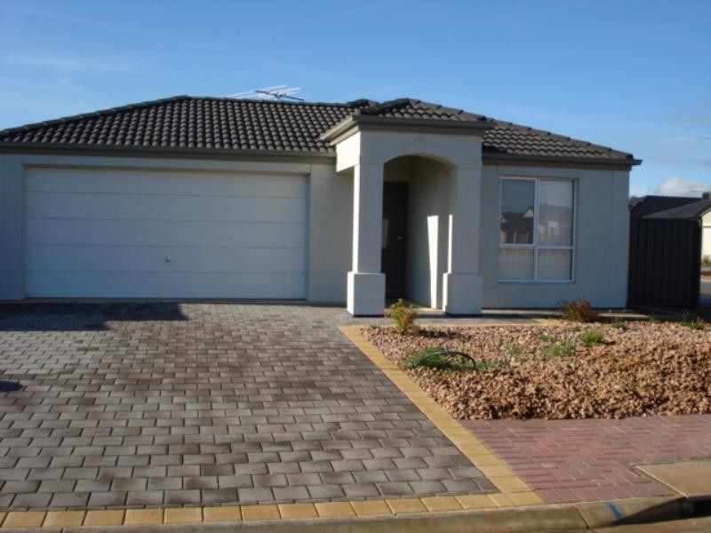 13 Maple Street, Munno Para West SA 5115