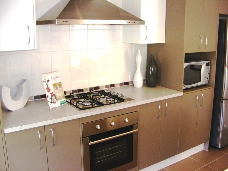 9 Lakeside Drive, Andrews Farm SA 5114