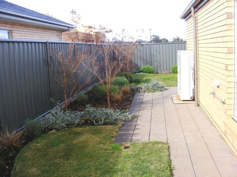 9 Lakeside Drive, Andrews Farm SA 5114