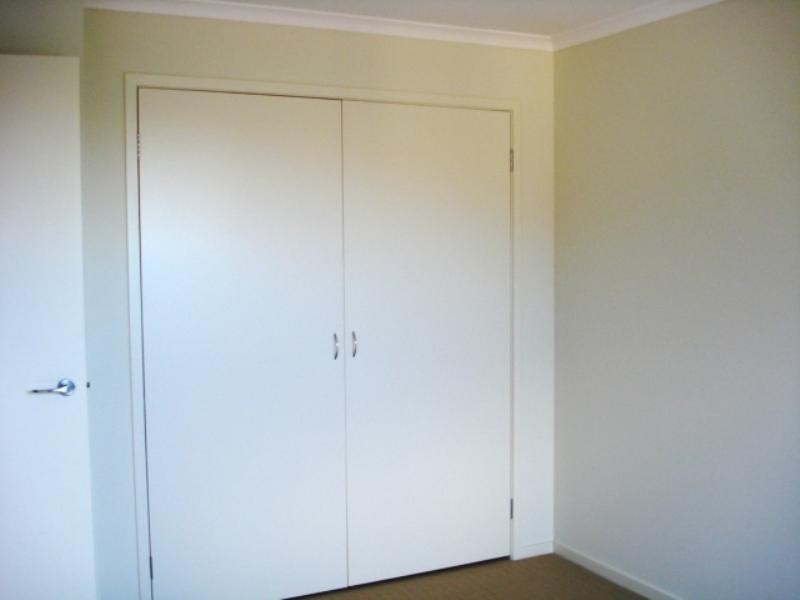 71 Lakeside Drive, Andrews Farm SA 5114