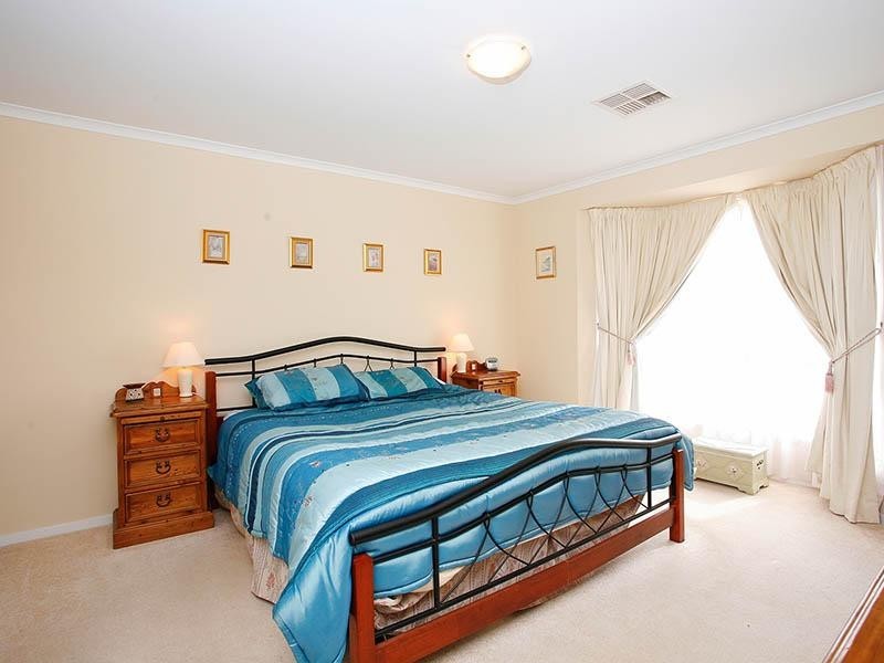 26 Eton Drive, Andrews Farm SA 5114
