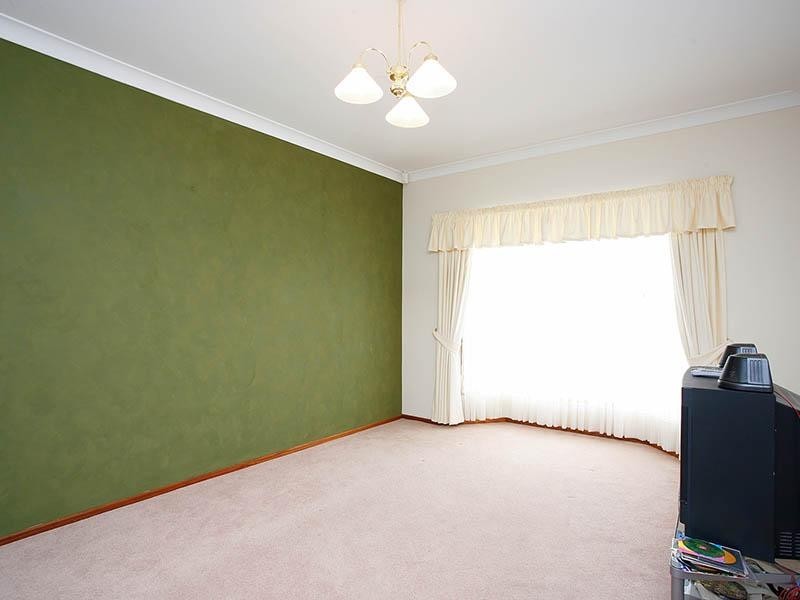 8 Crestview Place, Hillbank SA 5112