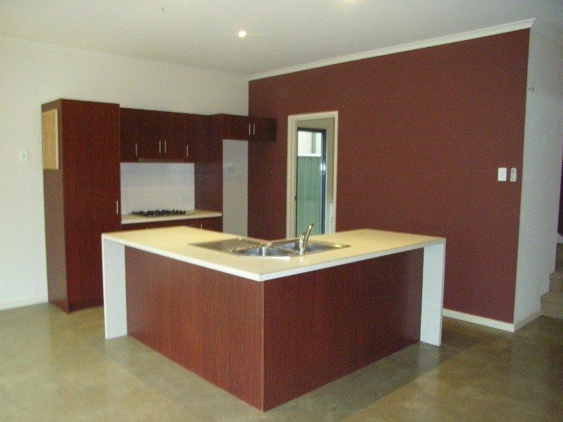 40A Windemere Crescent, Mawson Lakes SA 5095
