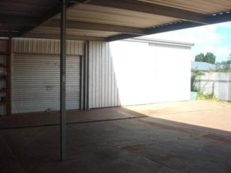 42 Garlick Road, Elizabeth Park SA 5113