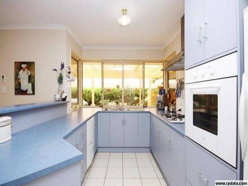 16 Dawn Close, Andrews Farm SA 5114