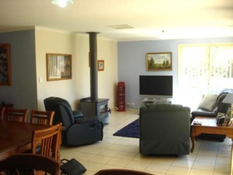 16 Dawn Close, Andrews Farm SA 5114