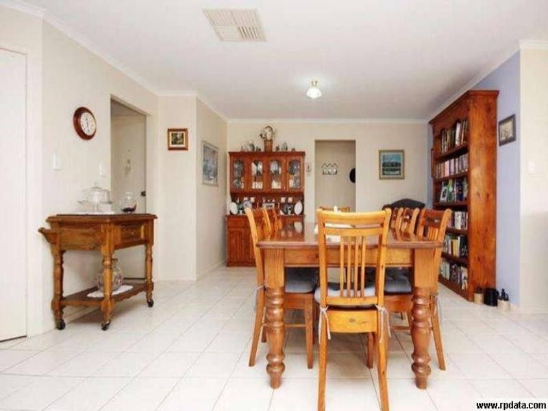 16 Dawn Close, Andrews Farm SA 5114