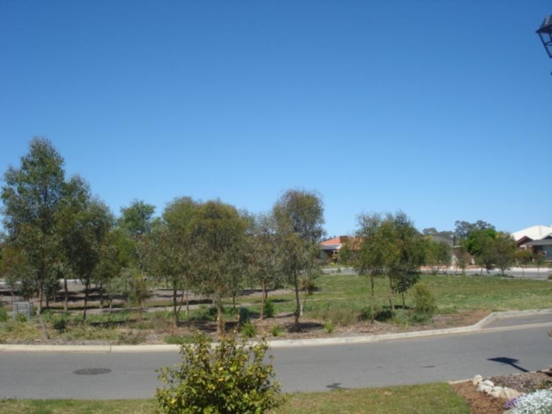 16 Dawn Close, Andrews Farm SA 5114
