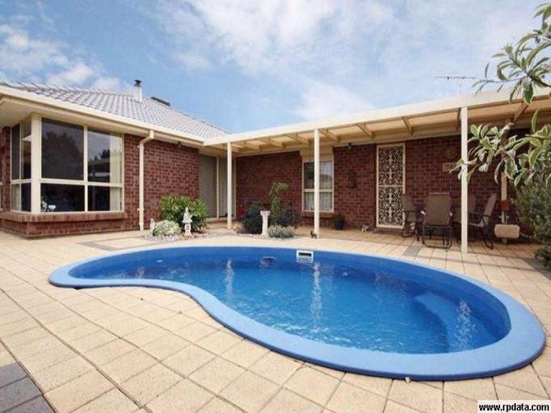 16 Dawn Close, Andrews Farm SA 5114