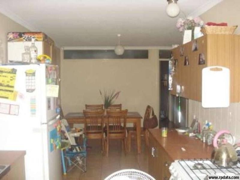 5 Warooka Cresent, Smithfield SA 5114