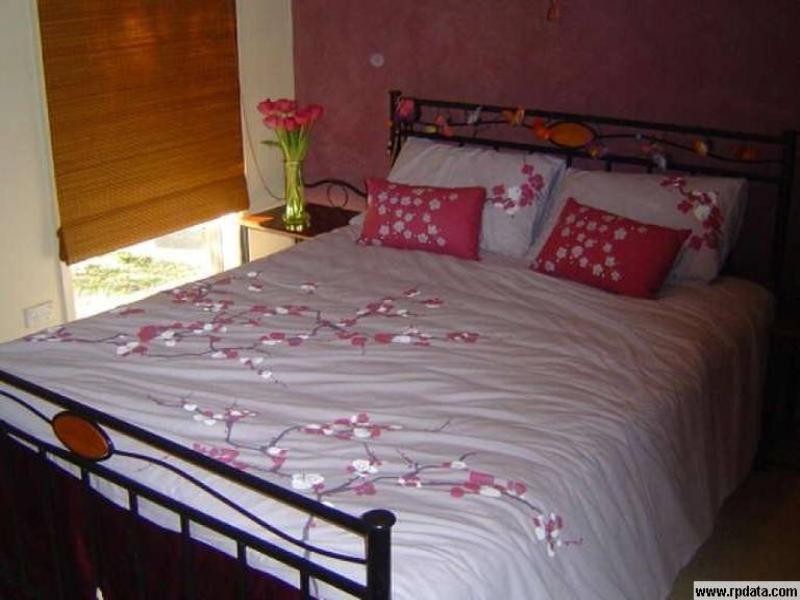 5 Warooka Cresent, Smithfield SA 5114