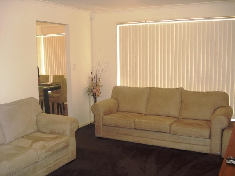 130 President Avenue, Andrews Farm SA 5114