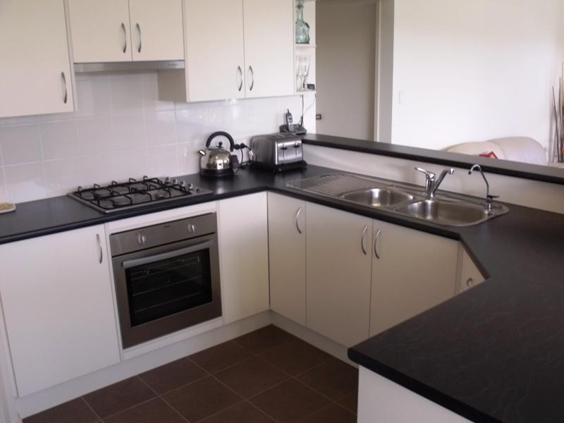 130 President Avenue, Andrews Farm SA 5114