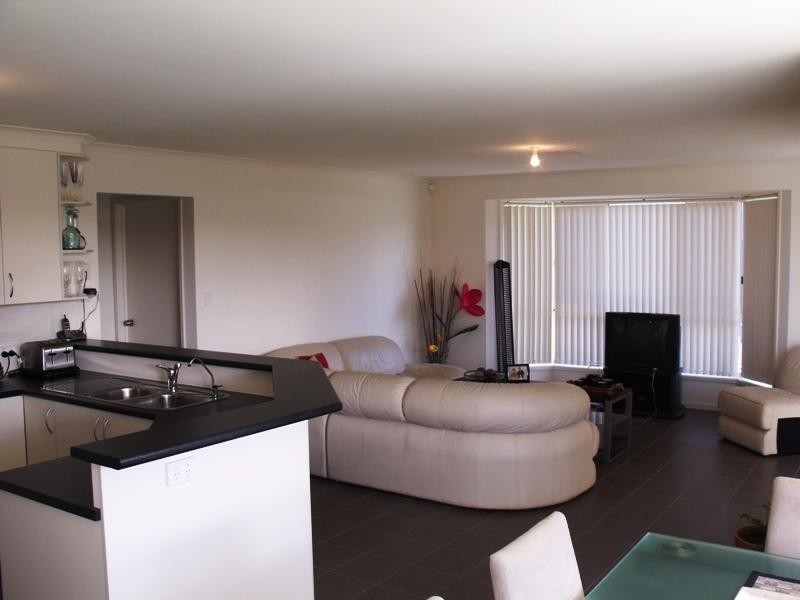 130 President Avenue, Andrews Farm SA 5114