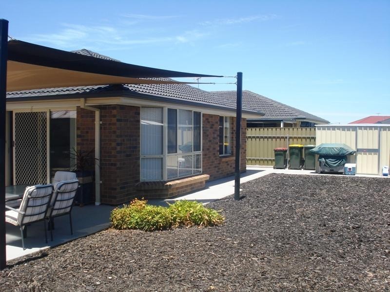 130 President Avenue, Andrews Farm SA 5114