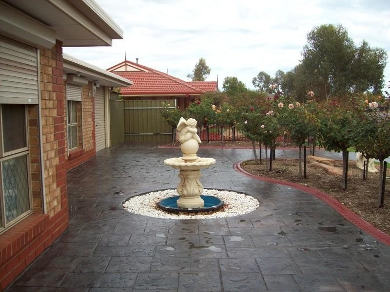 61 President Avenue, Andrews Farm SA 5114