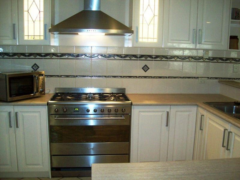 61 President Avenue, Andrews Farm SA 5114