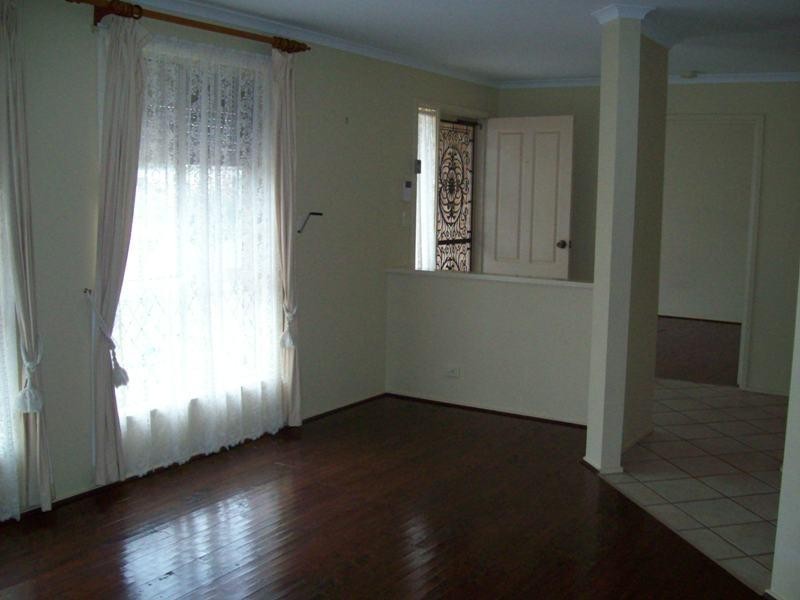 61 President Avenue, Andrews Farm SA 5114