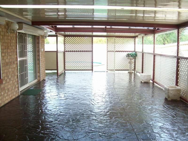 61 President Avenue, Andrews Farm SA 5114