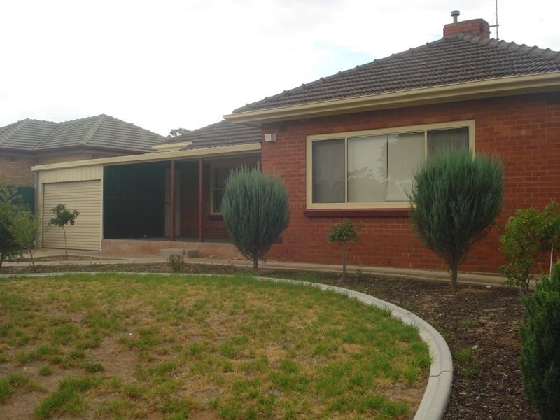 14 Midway Road, Elizabeth East SA 5112