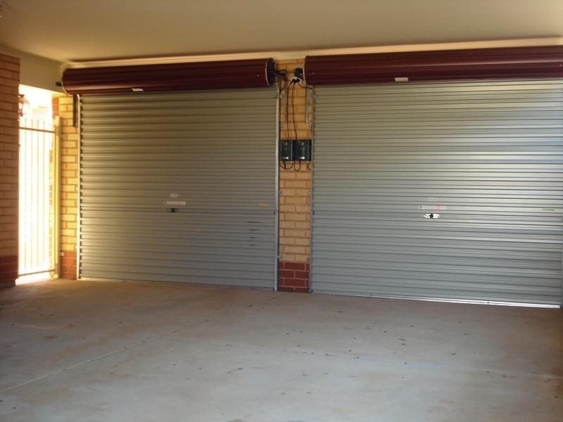 4 Overlander Way, Smithfield SA 5114