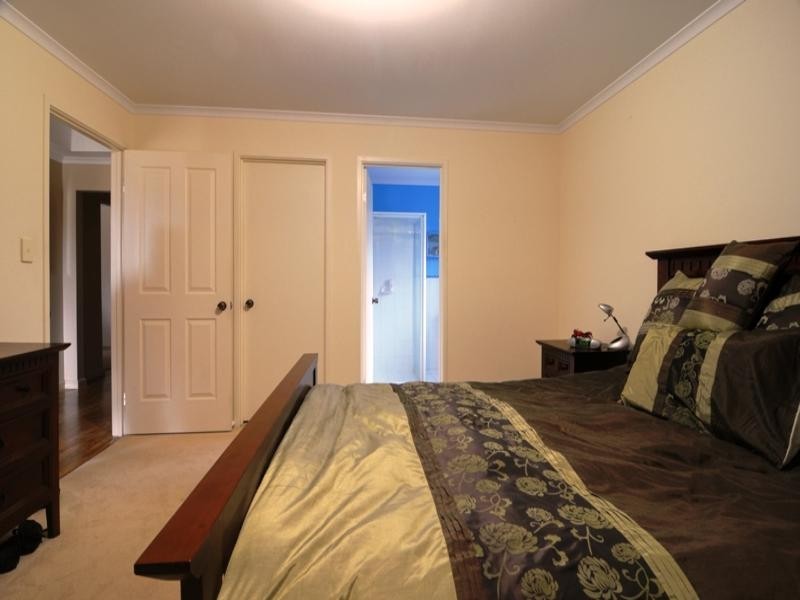 24 Eton Drive, Andrews Farm SA 5114