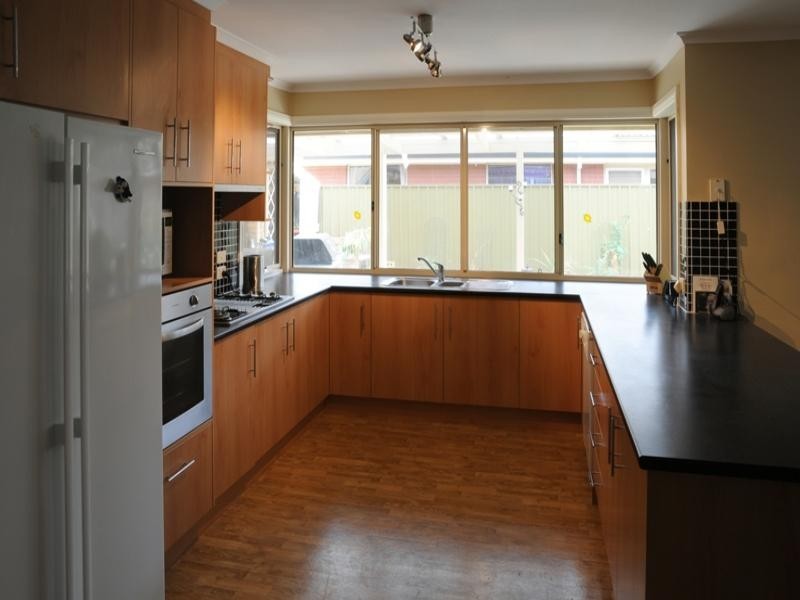 24 Eton Drive, Andrews Farm SA 5114