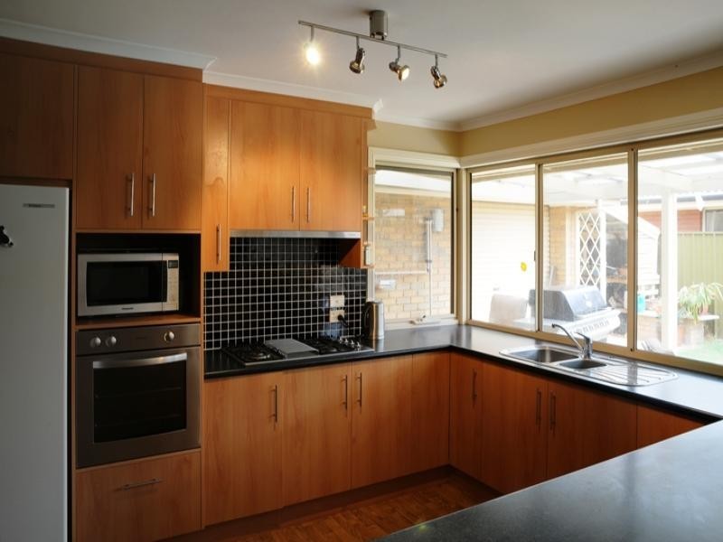 24 Eton Drive, Andrews Farm SA 5114