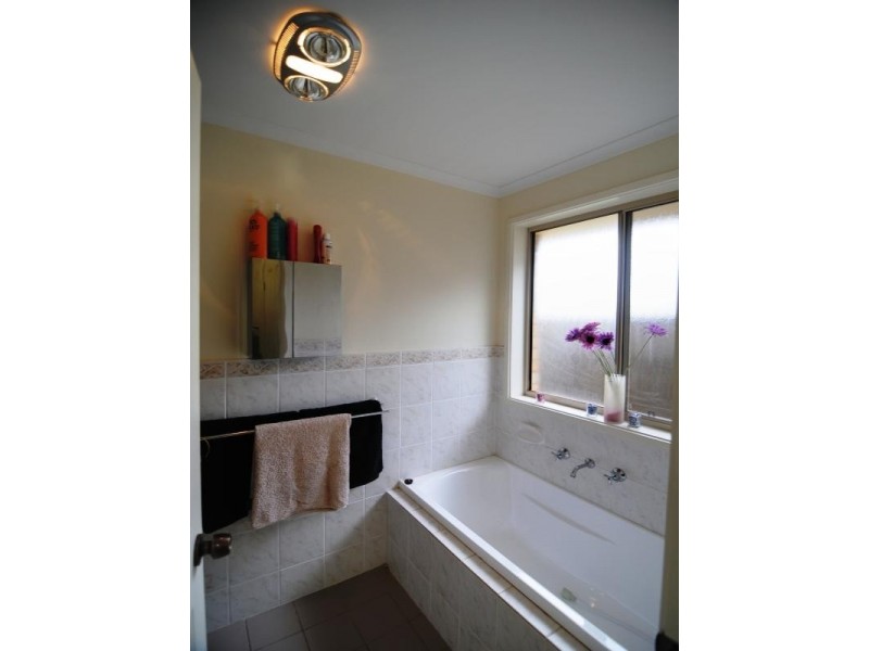 24 Eton Drive, Andrews Farm SA 5114