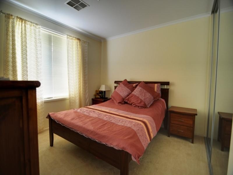 24 Eton Drive, Andrews Farm SA 5114