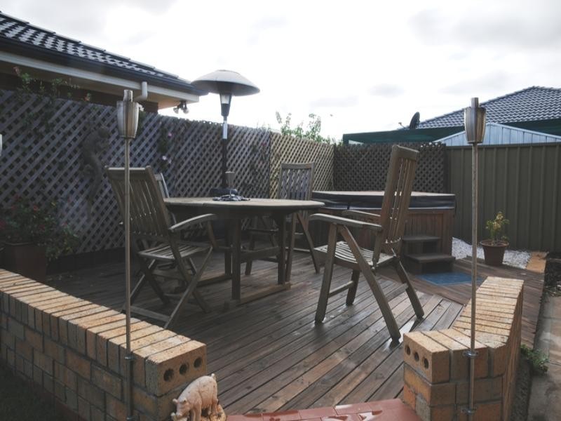 24 Eton Drive, Andrews Farm SA 5114