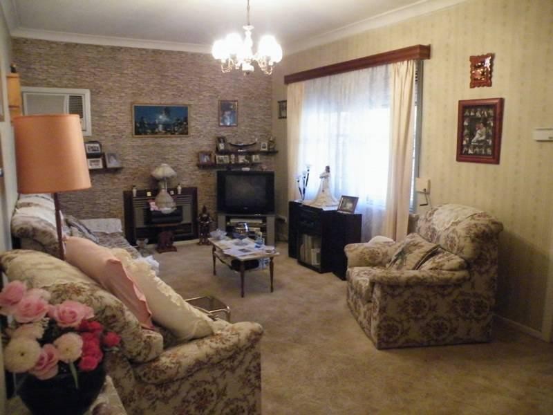 215 Main North Road, Elizabeth Grove SA 5112