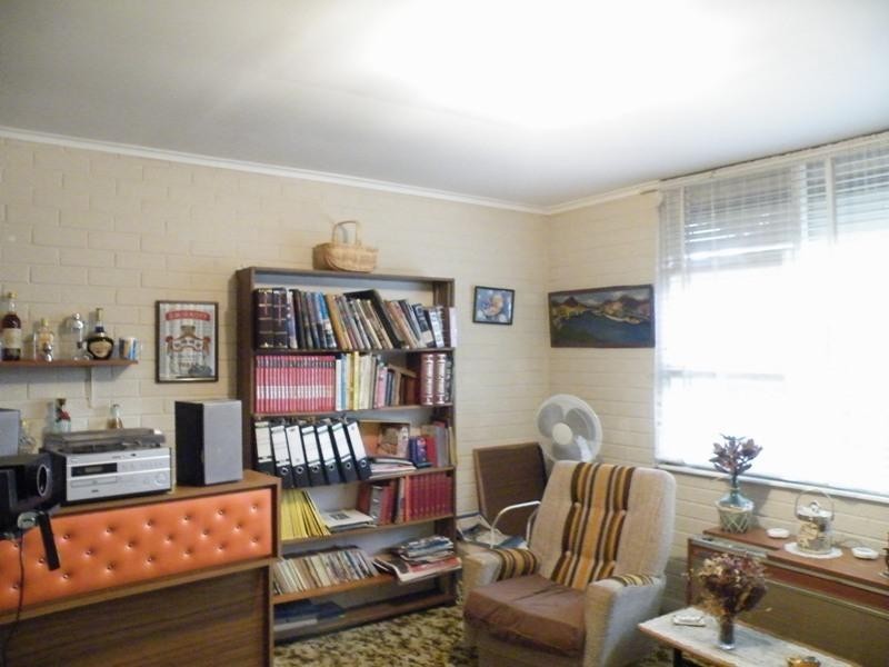 215 Main North Road, Elizabeth Grove SA 5112