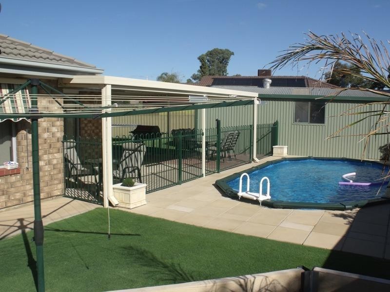 12 Warragal Court, Andrews Farm SA 5114