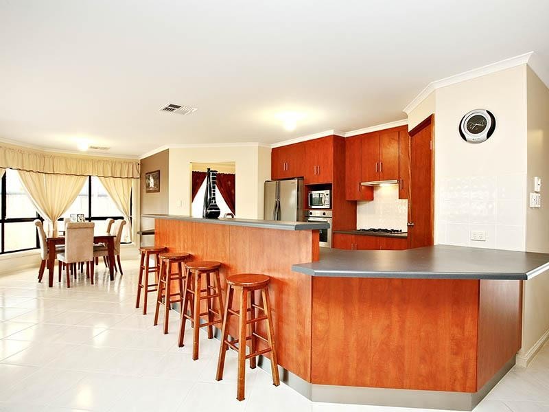1 The Grove, Andrews Farm SA 5114
