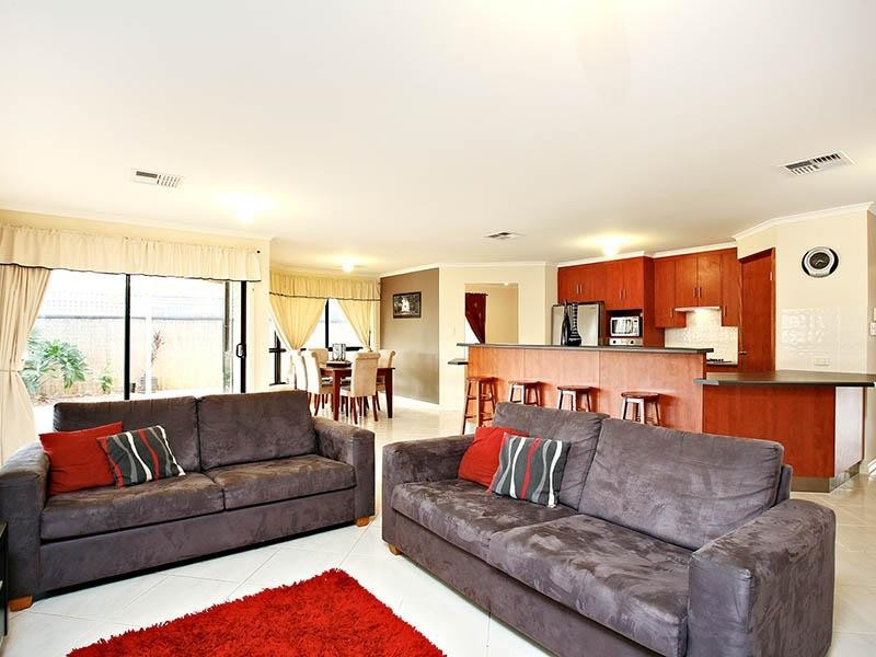 1 The Grove, Andrews Farm SA 5114