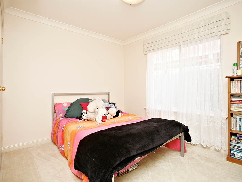 24 Strathaird Boulevard, Smithfield SA 5114